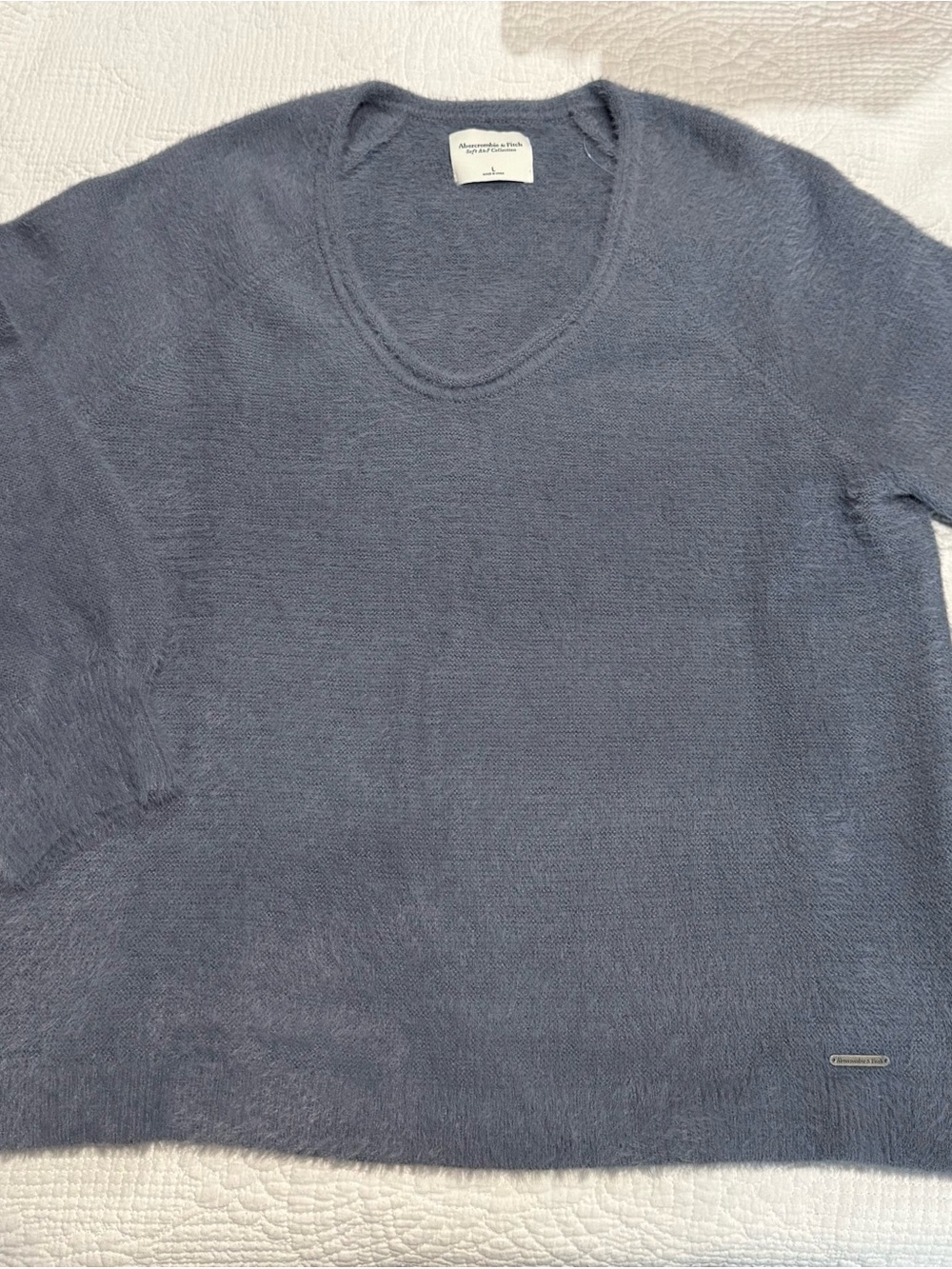 Abercrombie & Fitch Men's V-Neck Sweater in Slate Blue